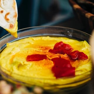 Ginger Turmeric Hummus & Pita